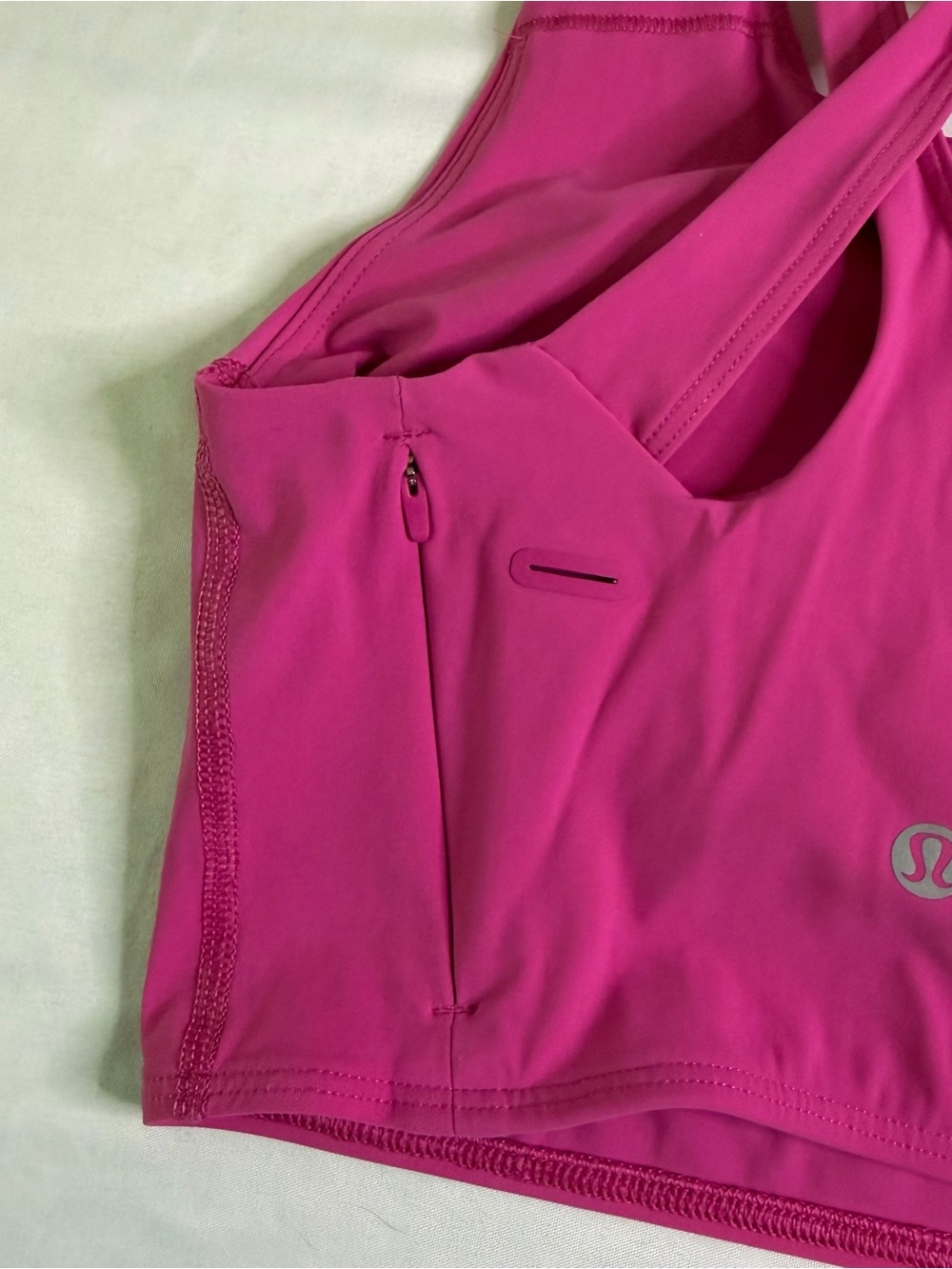 Lululemon Stash It Bra – Ripened Raspberry – Size 4 - Picture 4 of 5